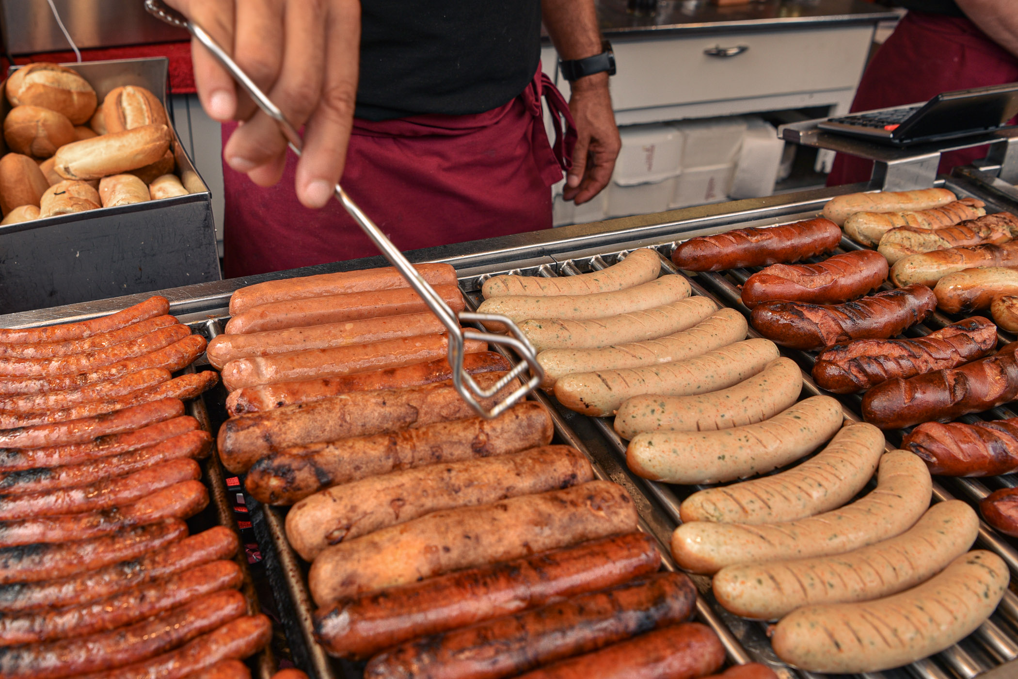 Grill voller Würste